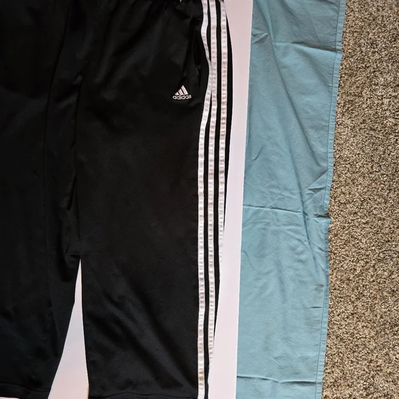 Adidas Womens Wide Leg Capris Size Medium, Drawstring - Picture 7 of 12